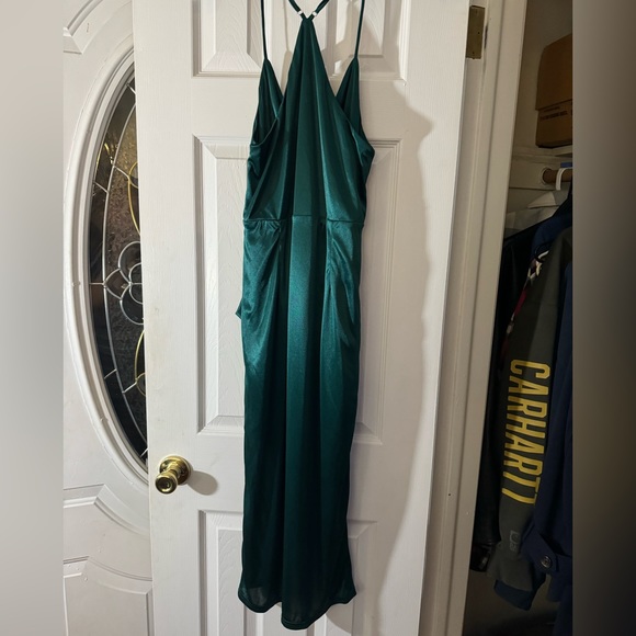 Green Dress - Picture 3 of 9